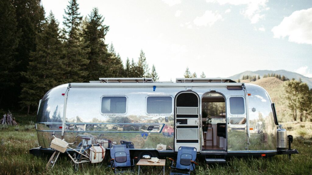 airstreams_trailer.jpg