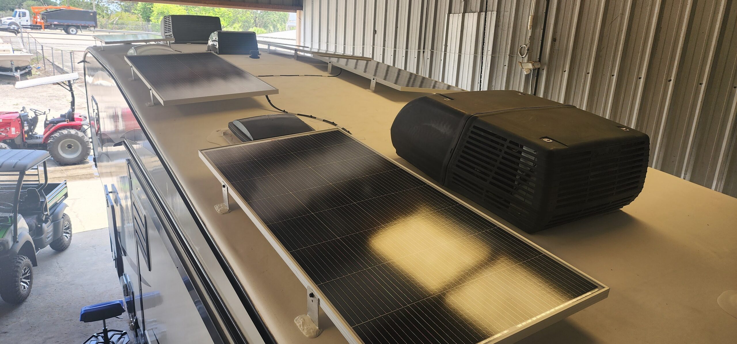 433-2020-Grand-Design-Reflection-150-Series-295RL-Rich-Solar-Panels