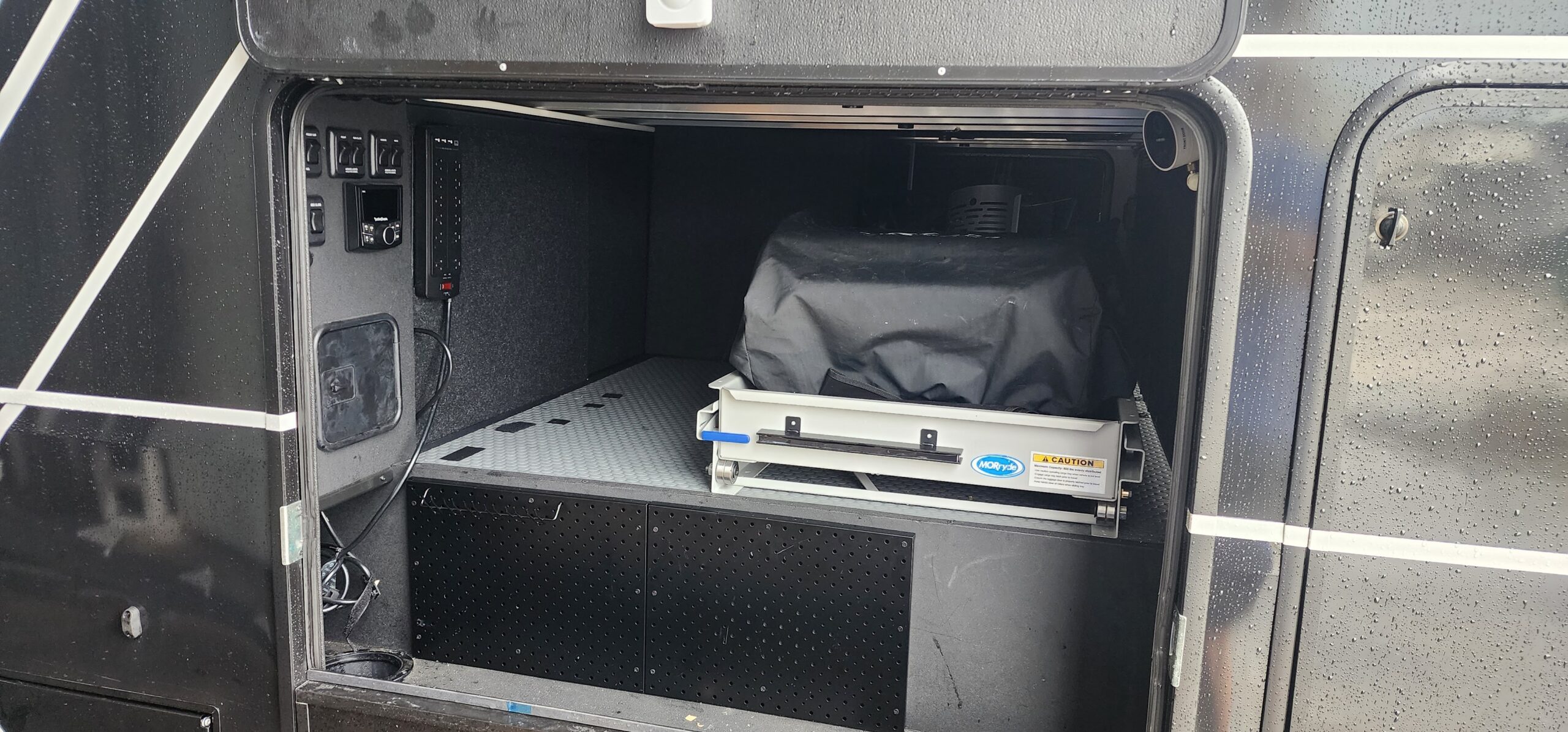 474-2024-Brinkley-Model-G-3950-Pass-through-Cargo-Bay-Before-Victron-Installation